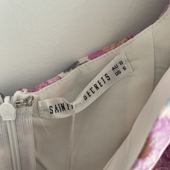 NWT Floral Ruched Mini Dress - Picture 4 of 7